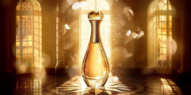 Dior J'adore – kobiecość zamknięta w małej buteleczce