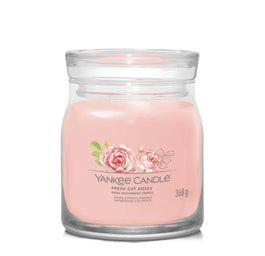 Yankee Candle Średnia świeca zapachowa Fresh Cut Roses 368g