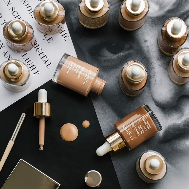 Clarins Skin Illusion Foundation SPF15 nawilżający podkład do twarzy 110 Honey 30ml