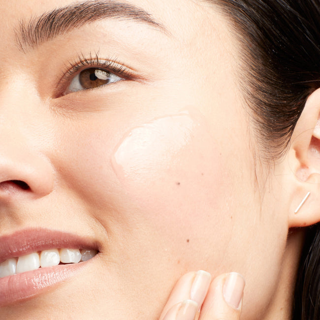 Clinique All About Eyes™ krem-żel redukujący sińce pod oczami opuchliznę oraz linie i drobne zmarszczki 15ml