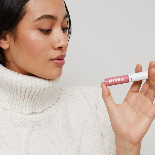 Nivea Caring Lip Oil pielęgnujący olejek do ust Rose 5.5ml