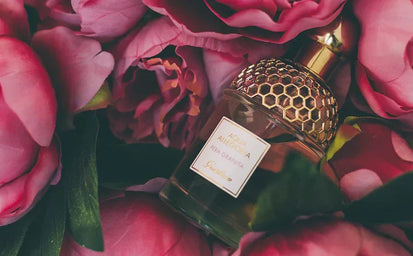 Czym różni się woda perfumowana od toaletowej?