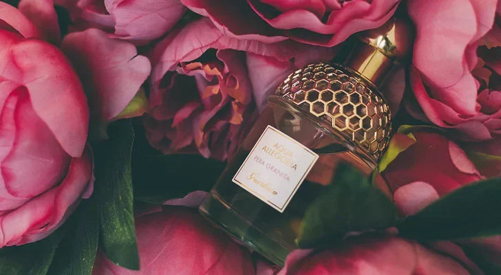 Czym różni się woda perfumowana od toaletowej?