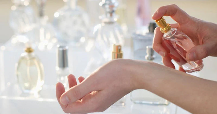 Jak używać perfum