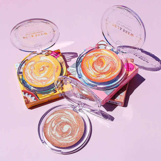 J.Cat Beauty Deja Brew Latte Highlighter rozświetlacz kremowy do twarzy i ciała