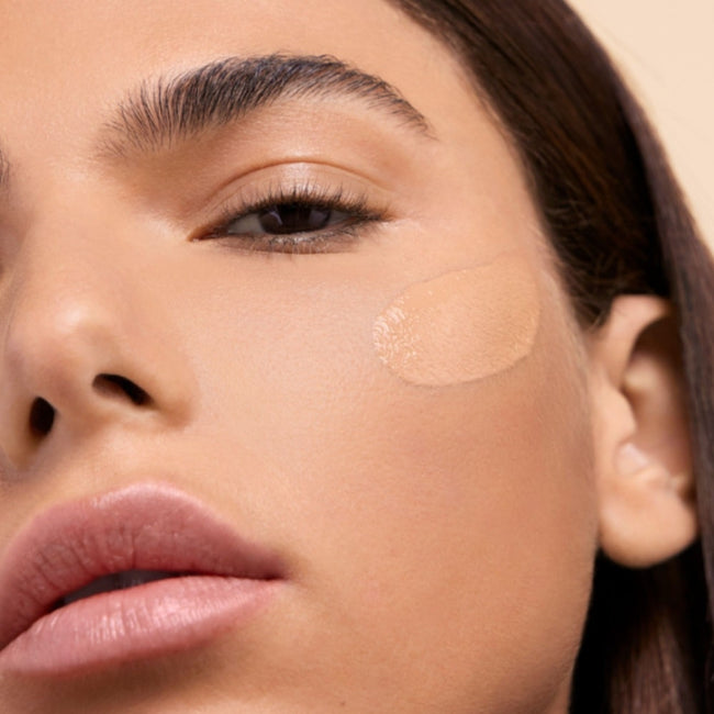 Yves Saint Laurent All Hours Foundation Luminous Matte podkład w płynie 25ml