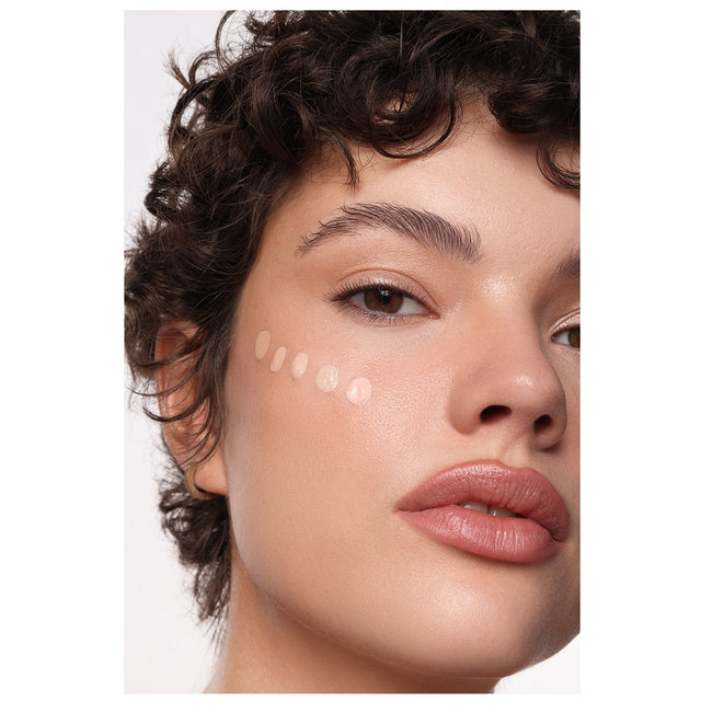 Poppy Head Eyece Cream rozświetlająco-korygujący korektor pod oczy