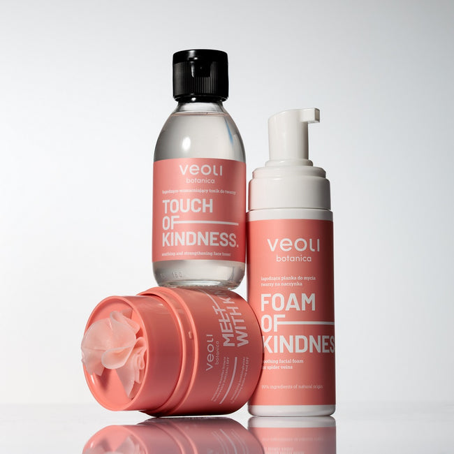 Veoli Botanica Touch Of Kindness łagodząco-wzmacniający tonik do twarzy 150ml