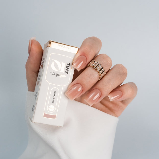 Clavier Nailsology Tint IQ Top Coat top hybrydowy TT04 Bikini Body 8ml