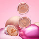 Essence Soft Touch Bouncy Glow rozświetlacz do twarzy