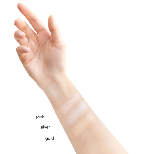 Quiz Cosmetics Color Focus Highlighter Powder puder rozświetlający wzbogacony witaminą E