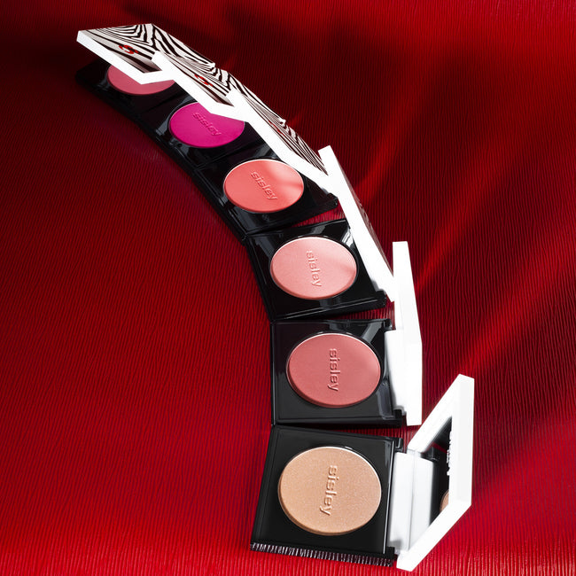 Sisley Le Phyto-Blush Highlighter rozświetlający róż do twarzy