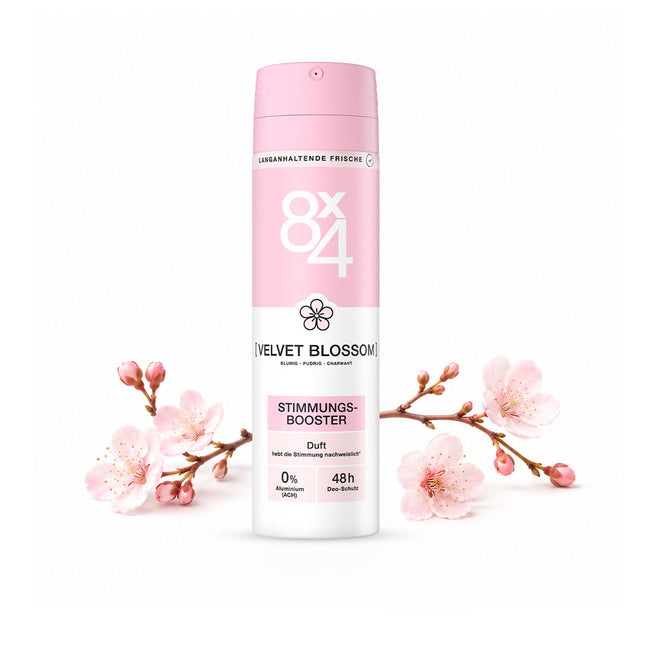 8x4 Velvet Blossom dezodorant w sprayu 150ml