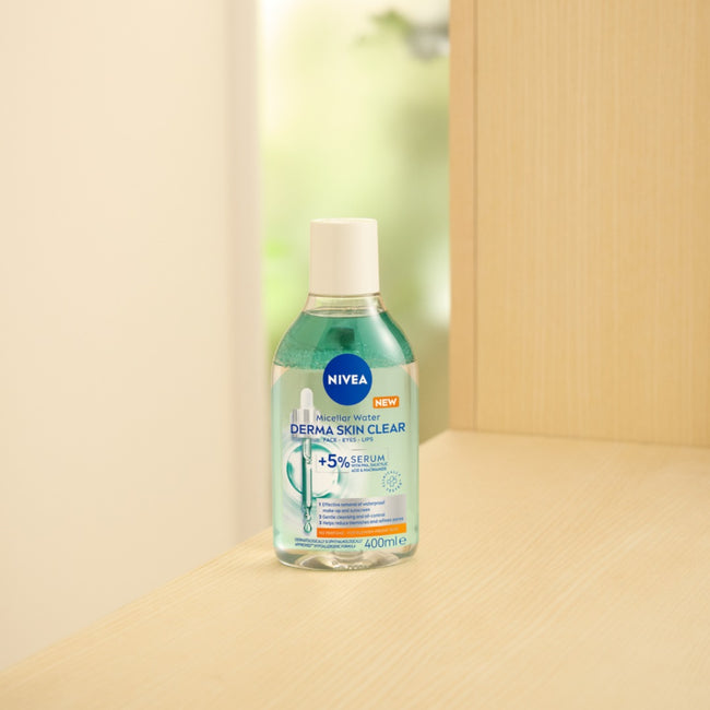 Nivea Derma Skin Clear płyn micelarny do demakijażu z 5% serum 400ml