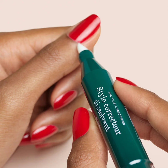 Manucurist Green Flash Nail Polish Corrector Pen zmywacz do paznokci w pisaku