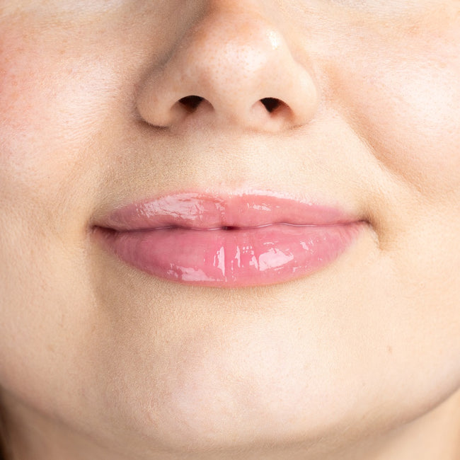 Lumene Lip Glow Oil Balm balsam do ust z olejkiem