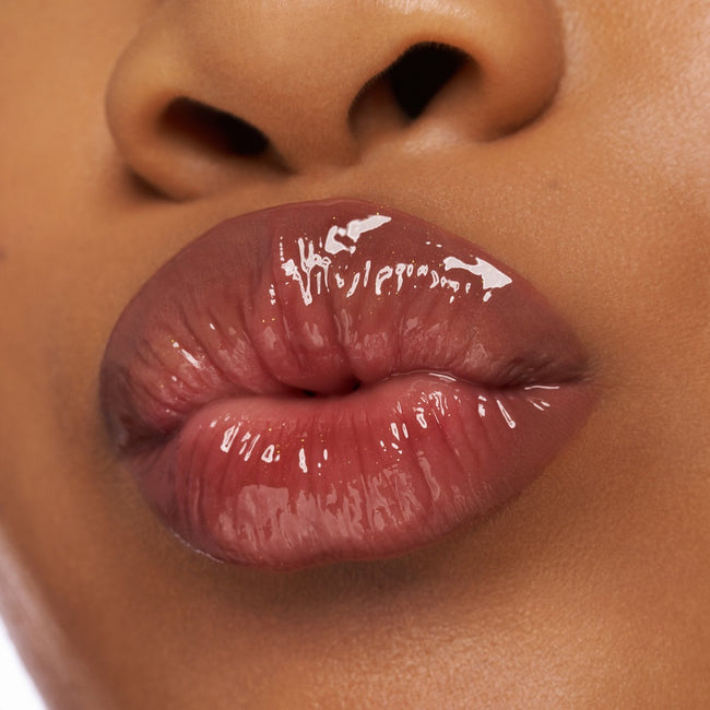 Essence Choco Bomb błyszczyk do ust