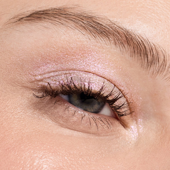 Catrice Prismatic Shift Eyeshadow cień do powiek z pryzmatycznym efektem