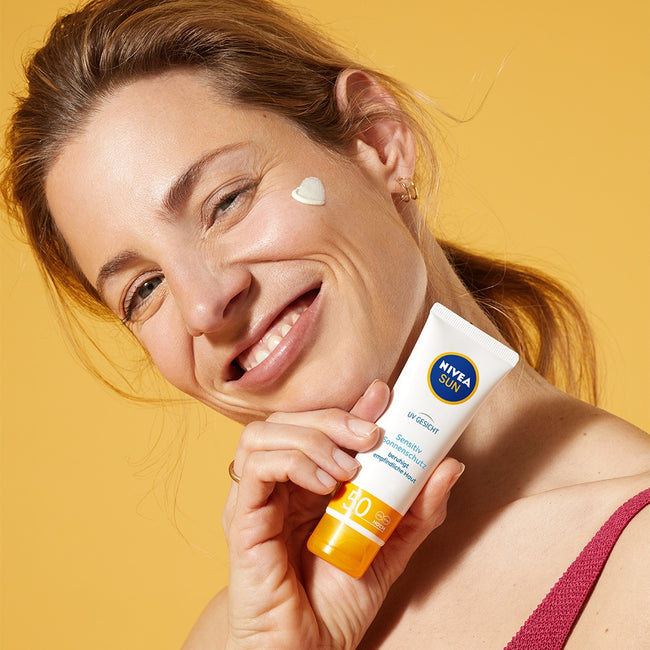 Nivea Sun Sensitive krem ochronny do twarzy dla skóry wrażliwej SPF50 50ml