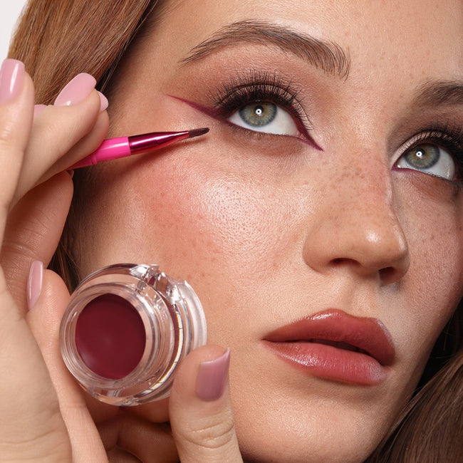 Poppy Head Gelusion eyeliner w żelu