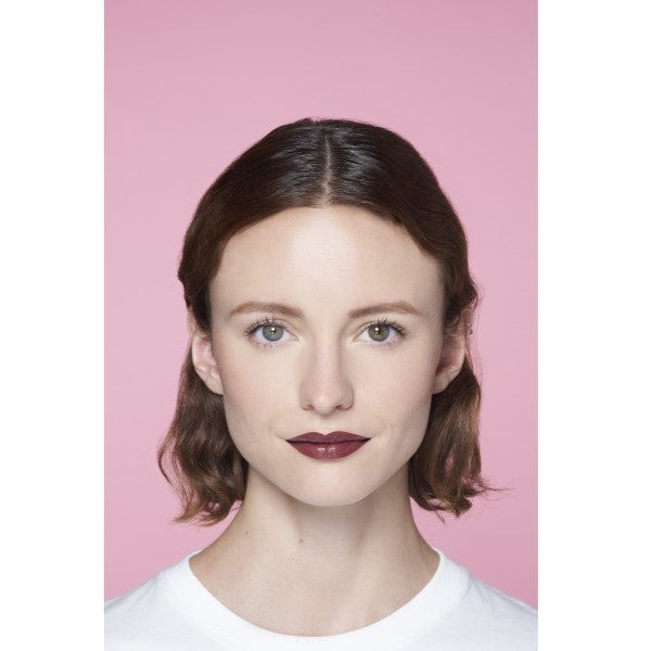 L'Oreal Paris Brilliant Signature Shiny Liquid Lipstick błyszcząca pomadka w płynie