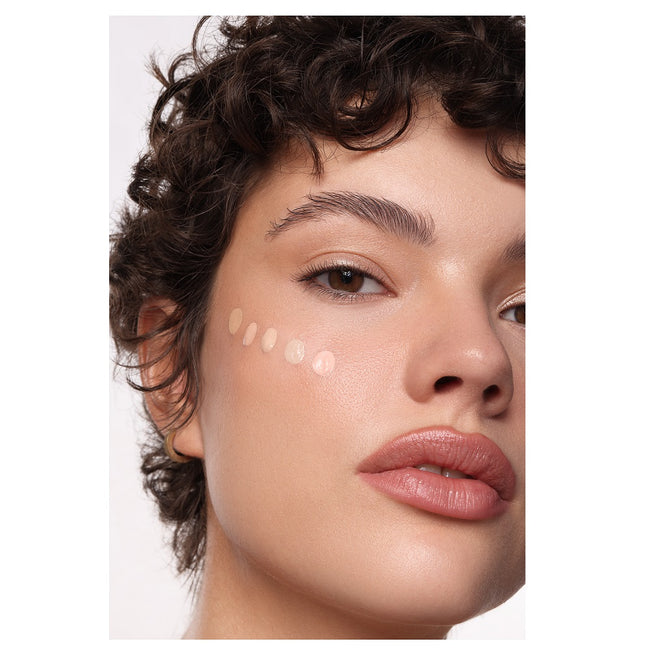 Poppy Head Eyece Cream rozświetlająco-korygujący korektor pod oczy