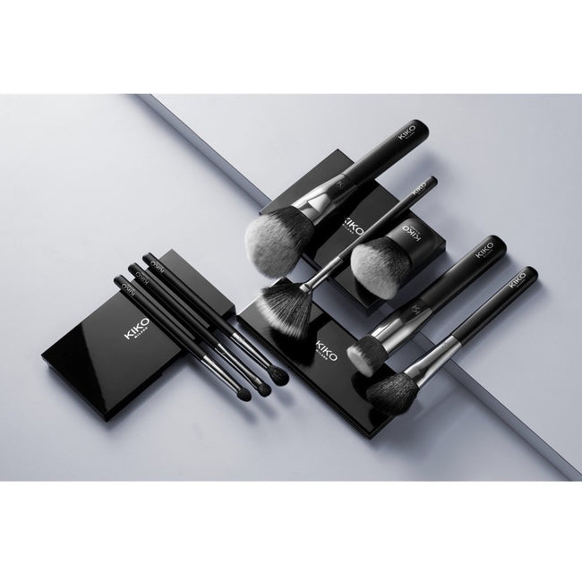 KIKO Milano Face 03 Flat Foundation Brush płaski pędzel do nakładania podkładów