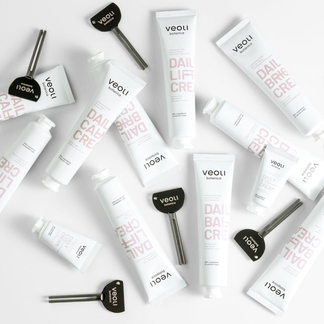 Veoli Botanica Daily Calming Cream całodzienny lekki krem kojący do twarzy 75ml