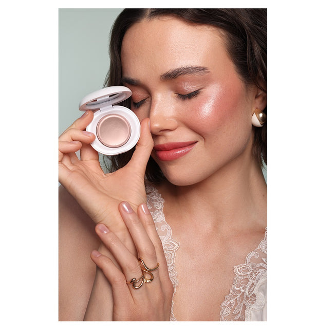 LOVRO Bloomlight Freeze-Dried Highlighter rozświetlacz do twarzy