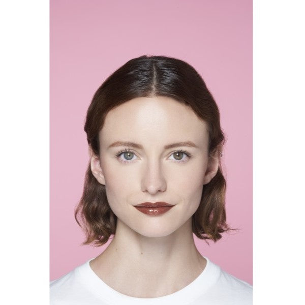 L'Oreal Paris Brilliant Signature Shiny Liquid Lipstick błyszcząca pomadka w płynie