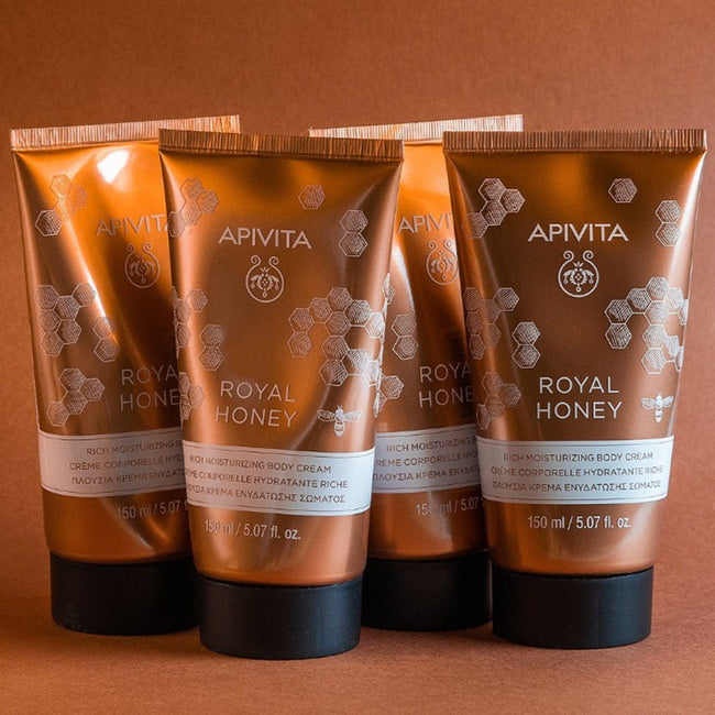 Apivita Royal Honey Rich Moisturizing Body Cream nawilżający krem do ciała o bogatej konsystencji z miodem tymiankowym 150ml