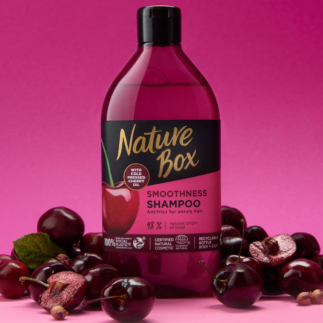 Nature Box Cherry Oil szampon wygładzający do włosów kręconych i falowanych z olejem z wiśni 385ml