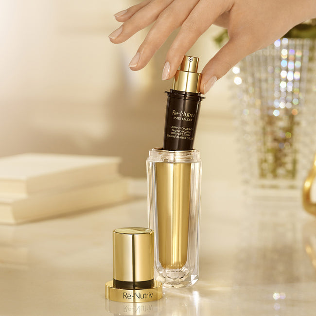 Estée Lauder Re-Nutriv Ultimate Diamond Transformative Brilliance Serum rozświetlające serum do twarzy 30ml