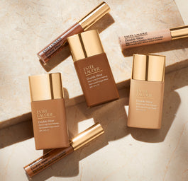 Estée Lauder Double Wear Sheer Long-Wear Foundation SPF20 długotrwały półprzezroczysty matowy podkład do twarzy 1N2 Ecru 30ml
