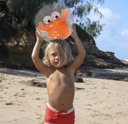 Sunnylife Sonny the Sea Creature dmuchana piłka plażowa 3D Neon Orange