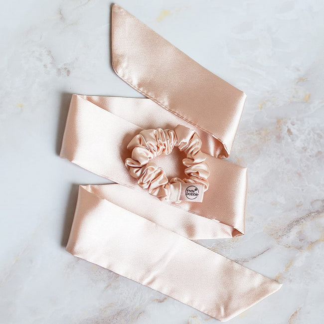 Invisibobble Sprunchie Slim aksamitna gumka do włosów ze wstążką Ballerina Bow