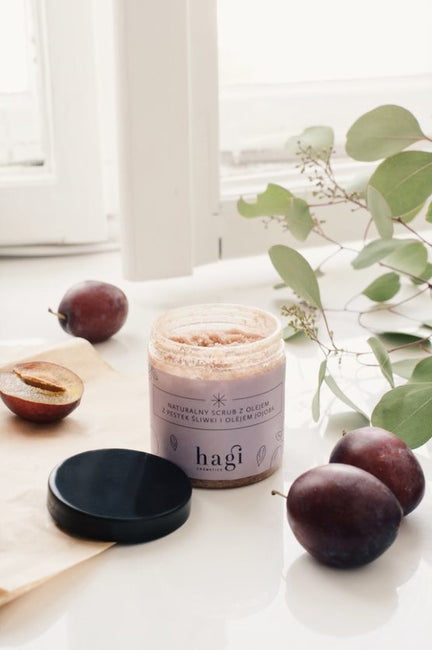 Hagi Naturalny scrub do ciała z olejem z pestek śliwki i jojoba 300g