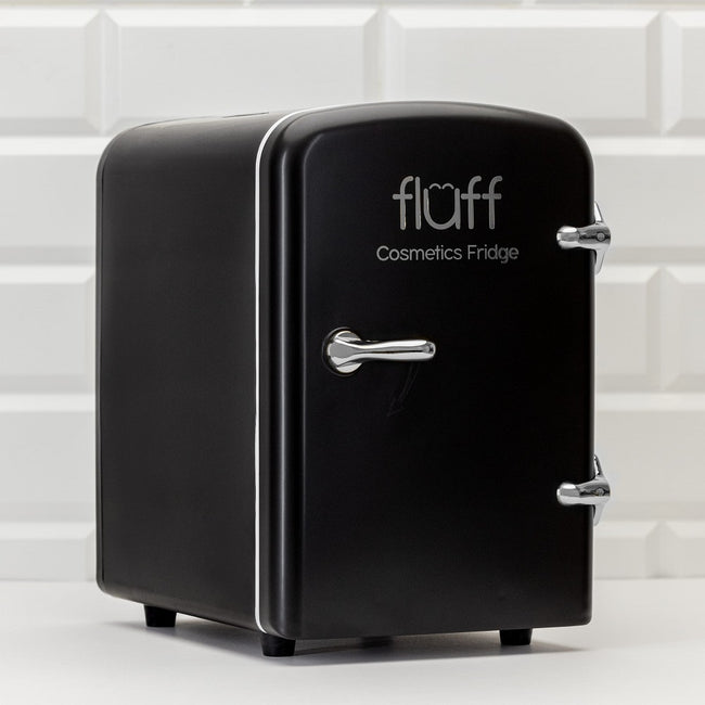 Fluff Cosmetics Fridge lodówka kosmetyczna ze srebrnym logo Czarna Matowa