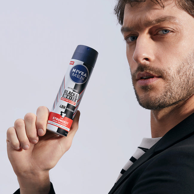 Nivea Men Black&White Max Protection antyperspirant spray 150ml