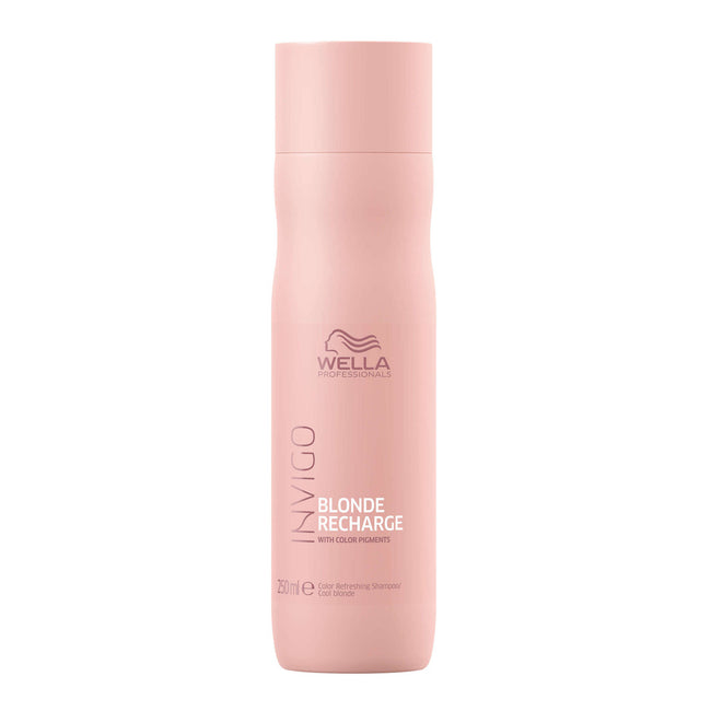 Wella Professionals Invigo Blonde Recharge Color Refreshing Shampoo odświeżający szampon z pigmentami koloru do włosów w kolorze zimnego blondu 250ml