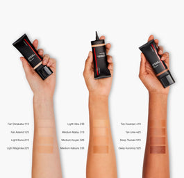 Shiseido Synchro Skin Self-Refreshing Tint SPF20 nawilżający podkład w płynie 125 Fair Asterid 30ml