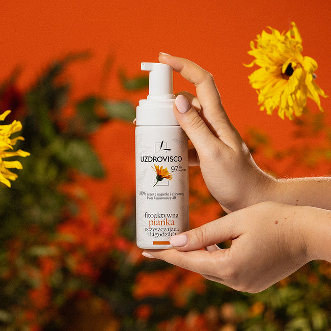 UZDROVISCO Fitoaktywna pianka oczyszczająca i łagodząca do mycia twarzy 150ml