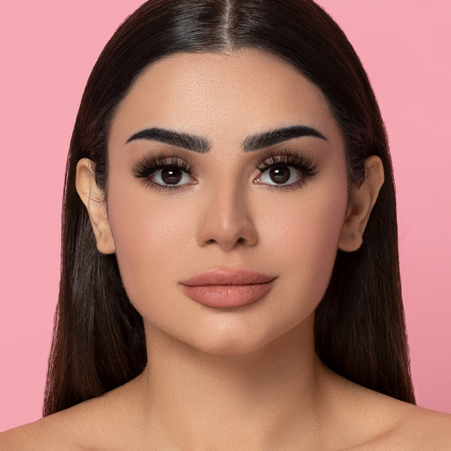 Lash Me Up! False Eyelashes sztuczne rzęsy na pasku Hug Me! 1 para