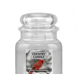 Country Candle Średnia świeca zapachowa z dwoma knotami First Fallen Snow 453g