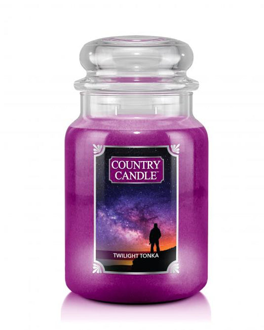 Country Candle Duża świeca zapachowa z dwoma knotami Twilight Tonka 680g