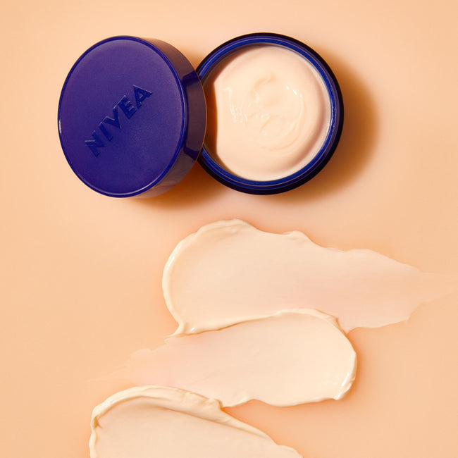 Nivea Q10 Energy Regeneracja przeciwzmarszczkowy krem na noc 50ml