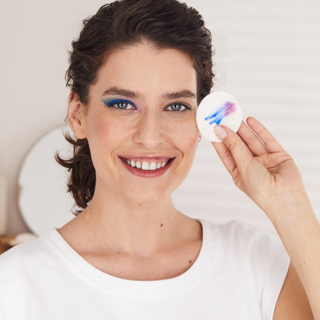 Nivea Sensitive Care zestaw odżywczy krem na dzień 50ml + kojący płyn micelarny 200ml
