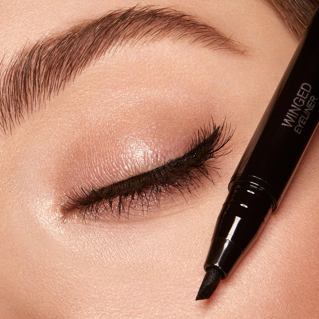 KIKO Milano Winged Eyeliner wodoodporny eyeliner w pisaku ze ściętą końcówką Black 0.5ml
