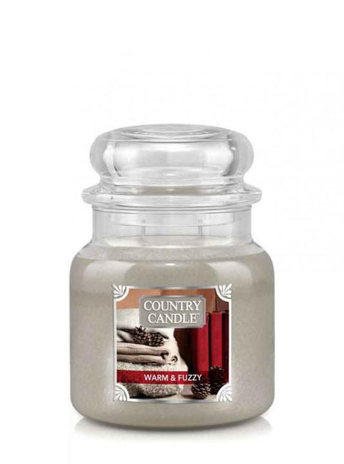 Country Candle Średnia świeca zapachowa z dwoma knotami Warm and Fuzzy 453g