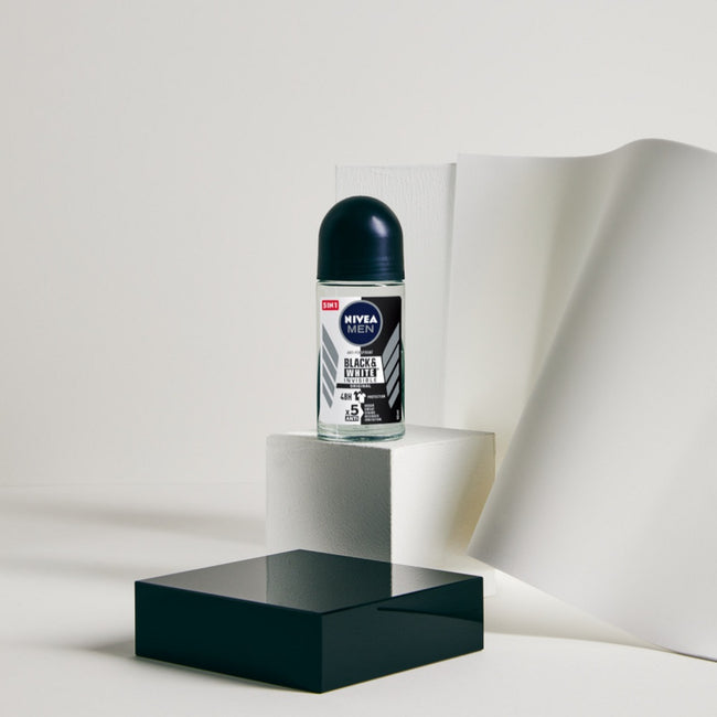 Nivea Men Sensitive Elegance zestaw pianka do golenia 200ml + balsam po goleniu 100ml + krem uniwersalny 75ml + antyperspirant roll-on 50ml + kosmetyczka